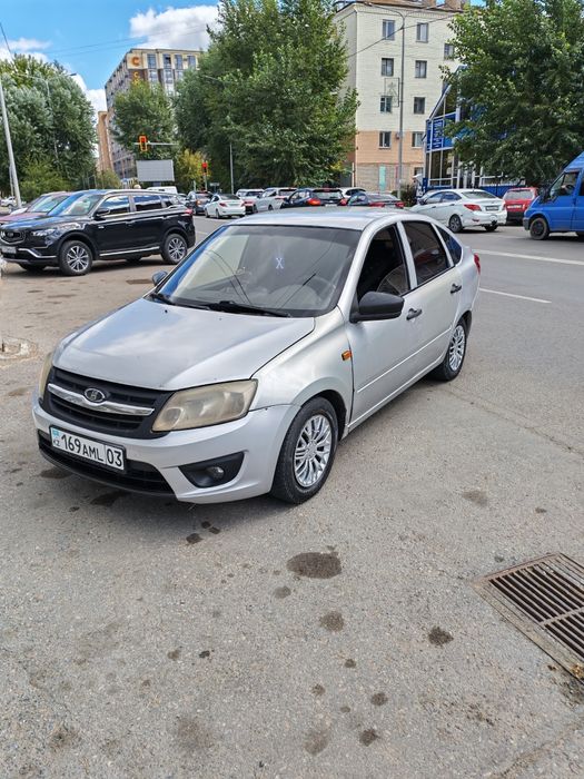 Лада гранта 2015 года
