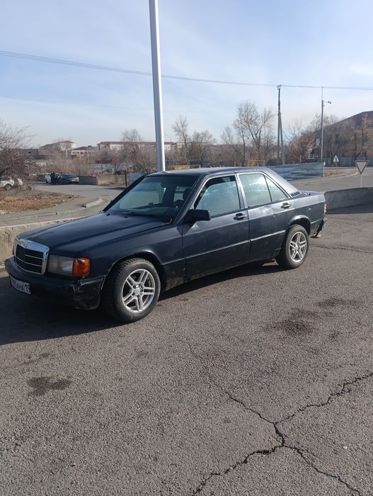 Продам Мерседес 190