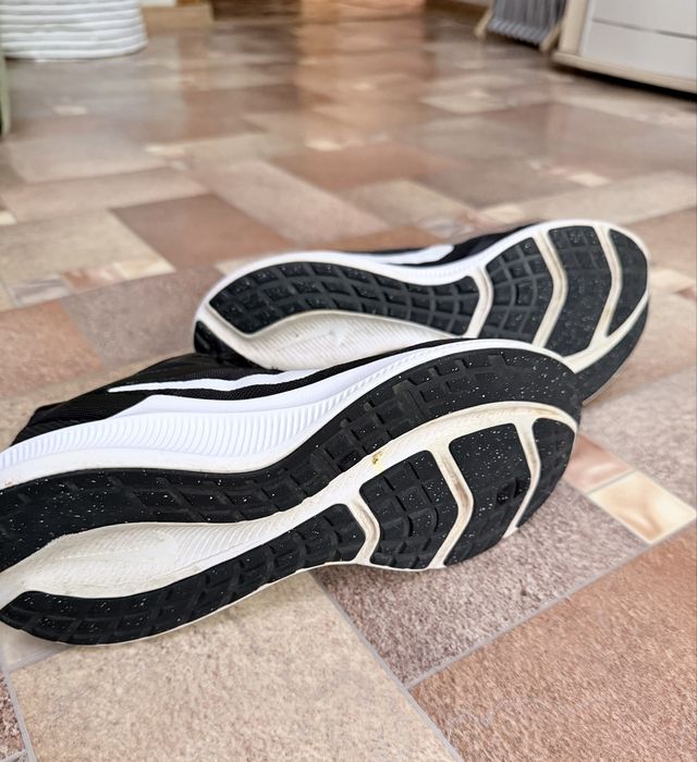 Nike короссовки