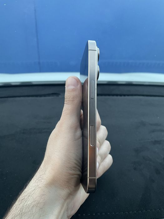 iPhone 16pro 256gb