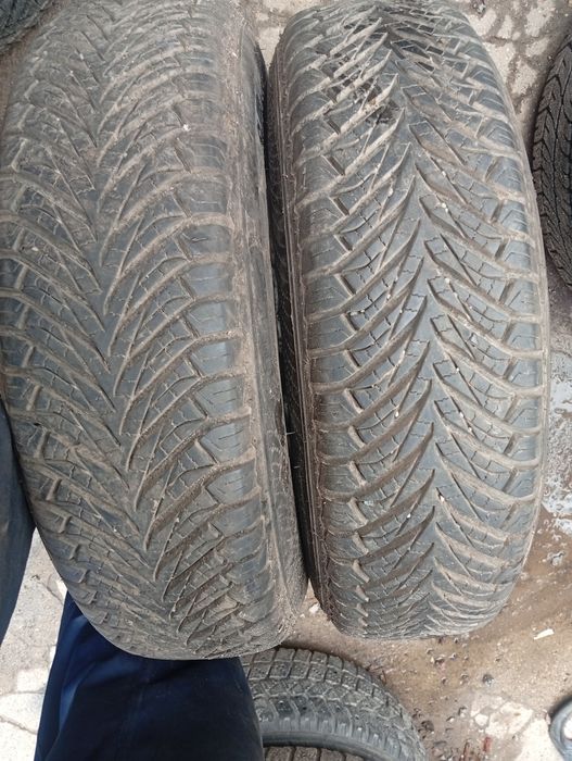 Продам две покрышки 155/80 r13.