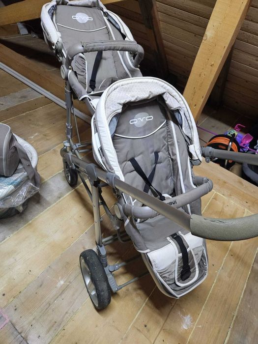 Carucior gemeni 3 în 1 ,marca Brevi.