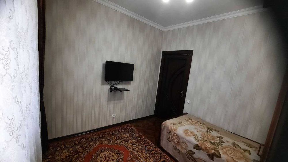 Сдаётся 4 ком. квартира на Ахмад Югнакий, Ттз.