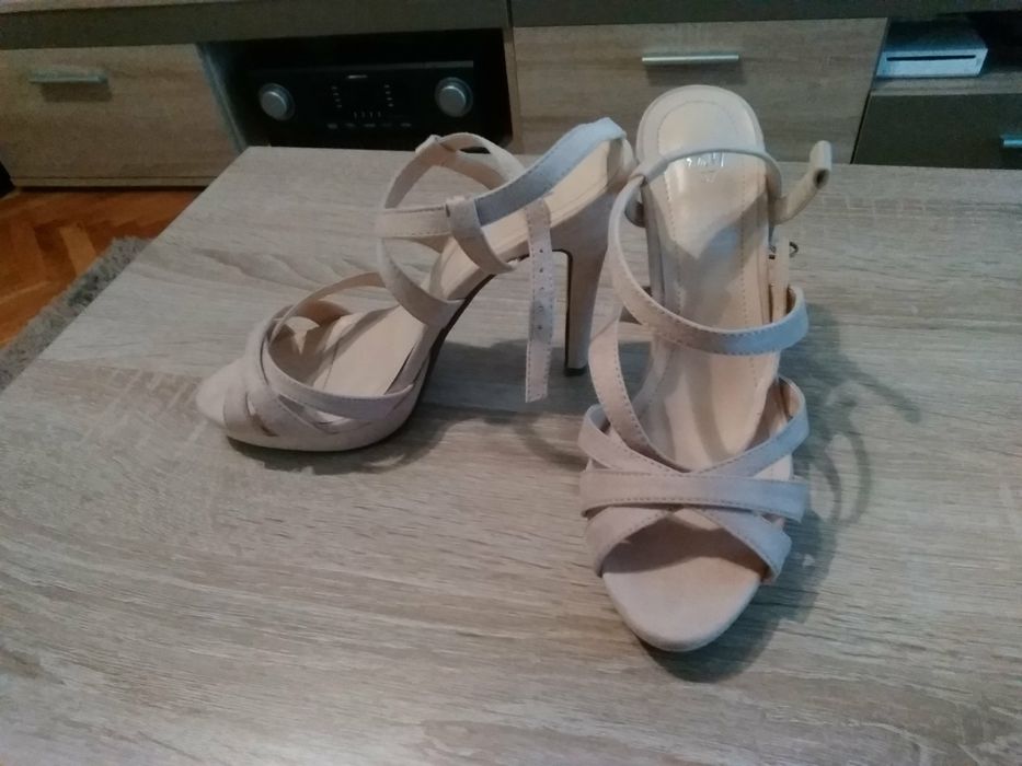 Sandale material textil cu toc 10 cm. Mar 37