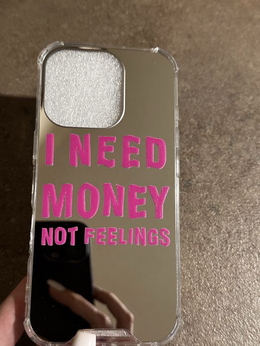 Кейс за iphone 16 pro / 16 pro max NEED MONEY
