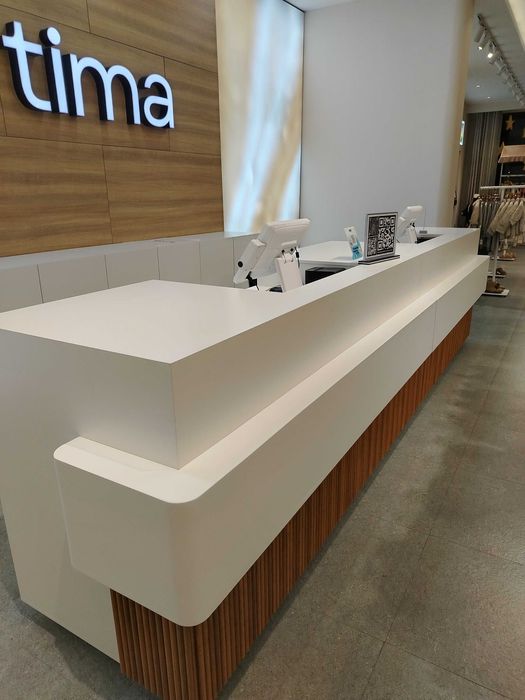 Оборудование в магазин одежды