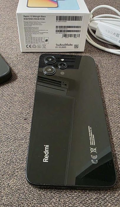 Телефон Редми 12