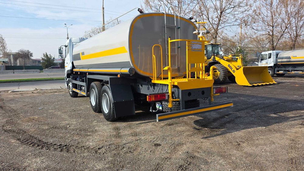 20000литр Водовоз (поливомоечная машина) янги