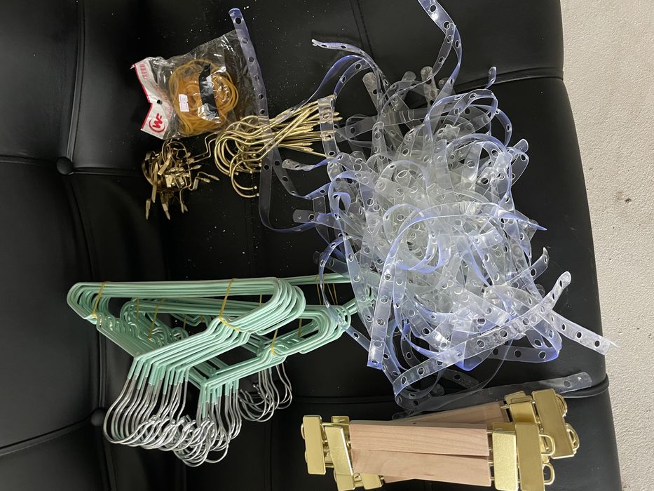 Вешалка детская для одежды