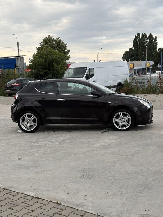 Alfa romeo mito.