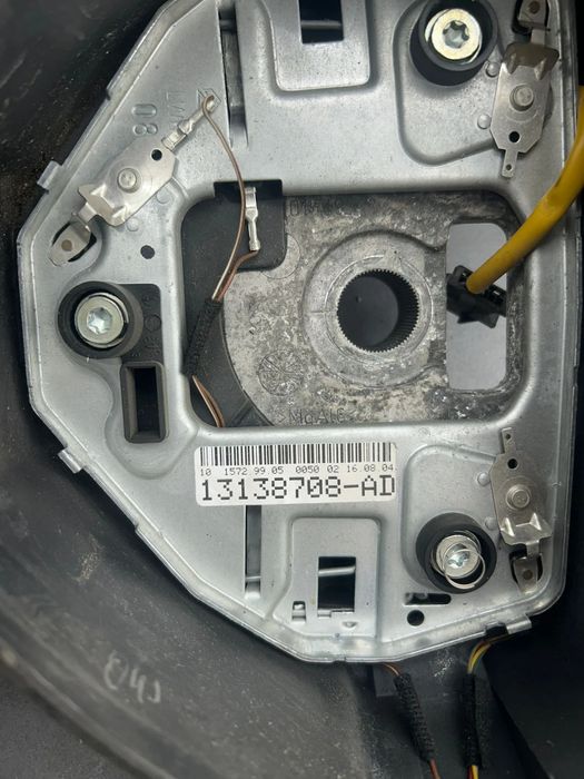 Volan cu comenzi 13138708AD Opel Astra 2004 1.6 MT (105 hp)