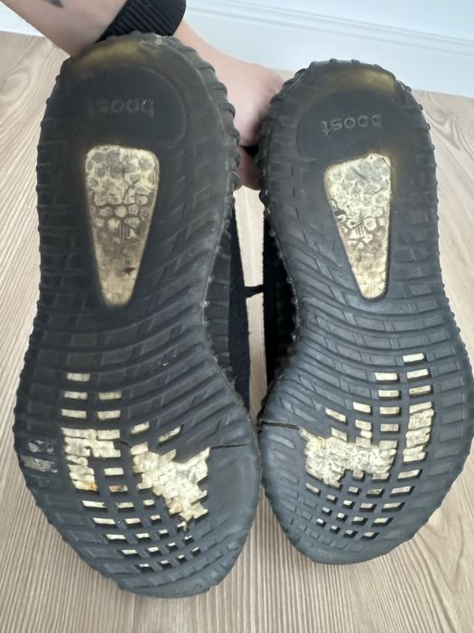 Adidas Yeezy Boost 350 V2 Oreo , marime 39 1/3