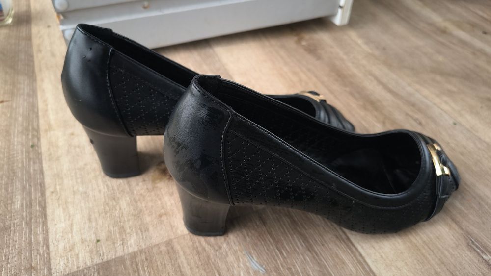Дамски обувки 39 номер