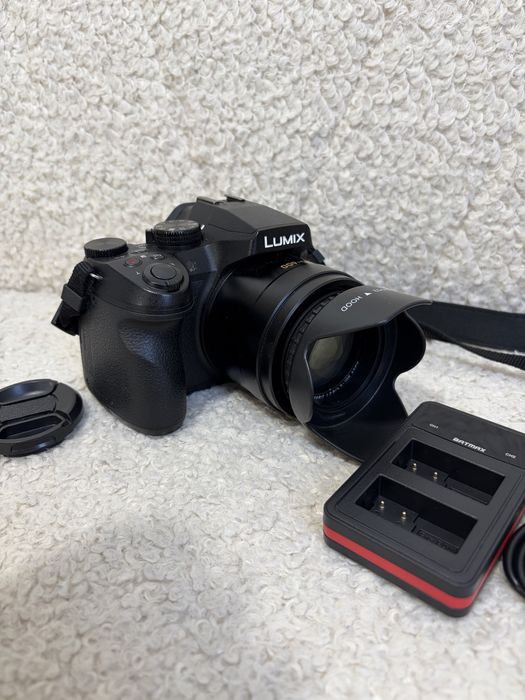 Aparat foto Panasonic Lumix fz300 4k