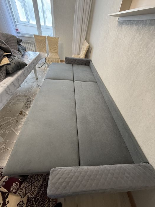 Срочно продам диван