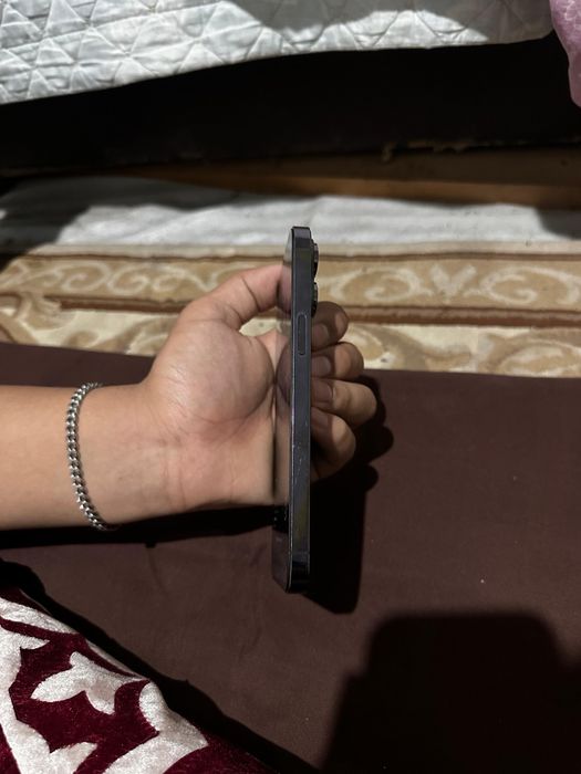 14 про макс 256 ёмкость 85%