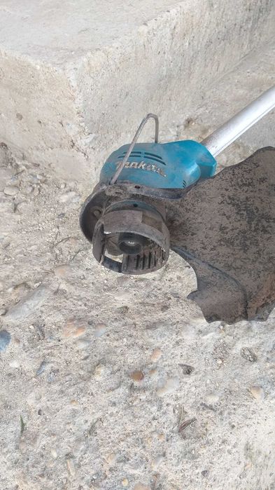 Makita тример за трева