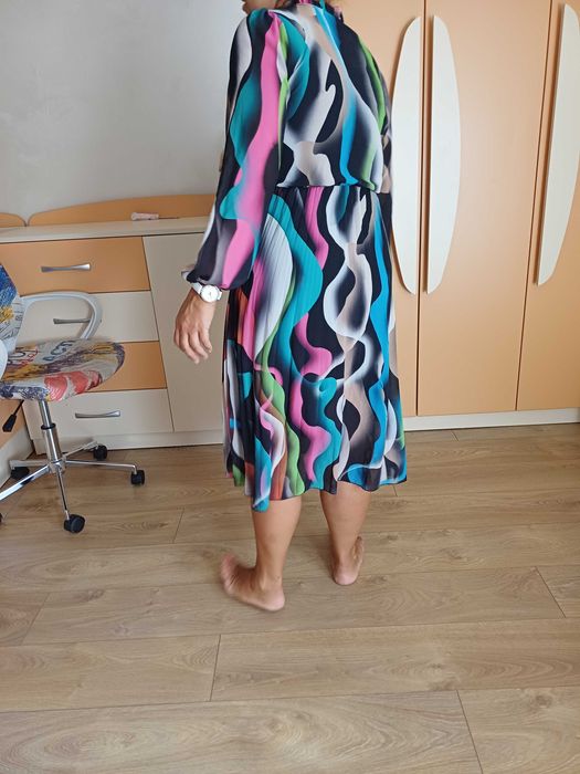 Рокля обличана 1 път