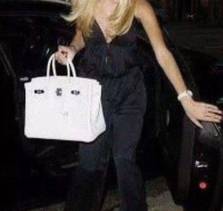 Papuci diverse marimi+geanta/40cm L,etichetă, saculet