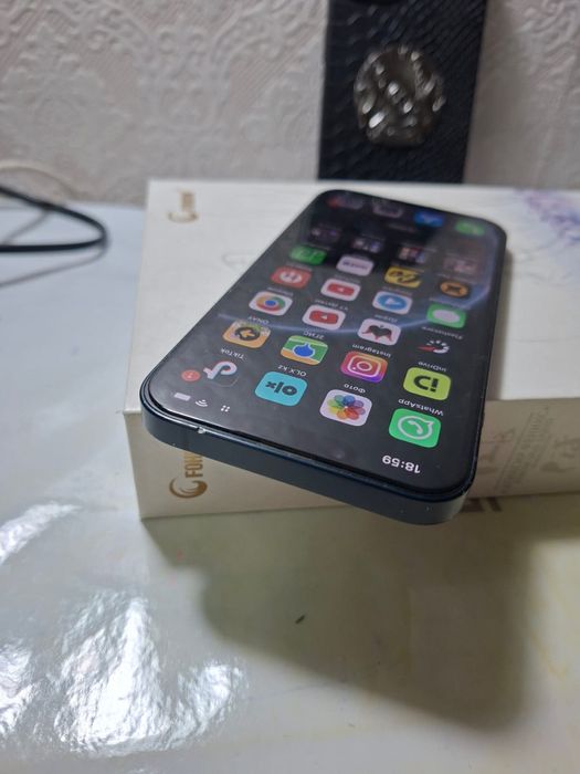 Iphone 13 128g.
