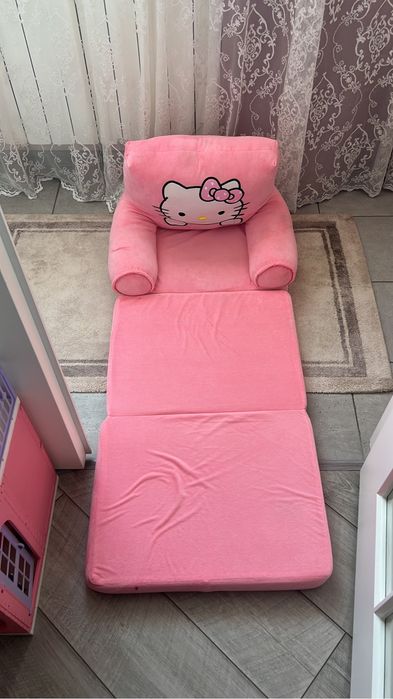 Мягкое детское кресло