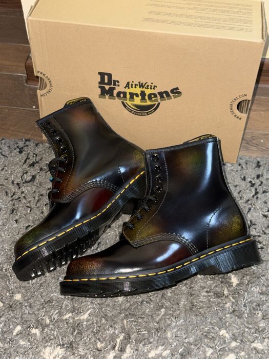 Bocanci Dr Martens pride