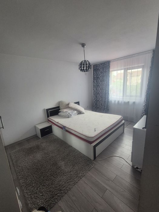 Casa de vanzare Pitesti la 2,5 km de centrul orasului Pitesti