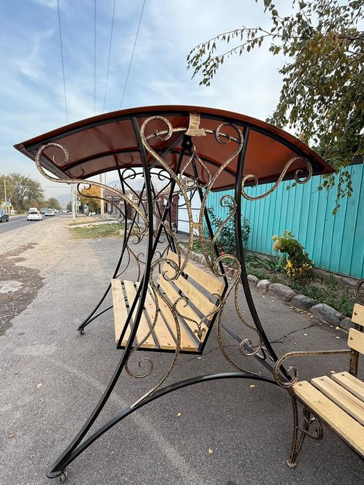 Качели и скамейки