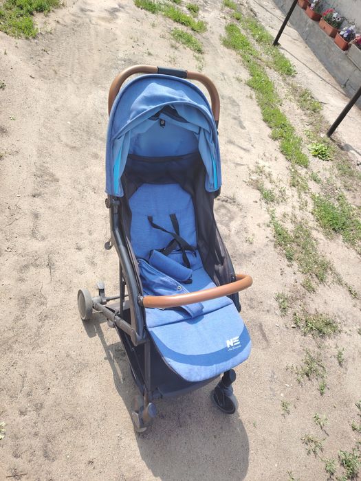 Продам каляску Прогулочная