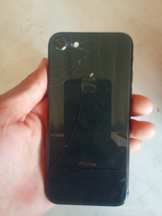 Iphone 8 64g batareya 100%