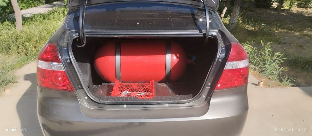 Продаю машину Nexia 3