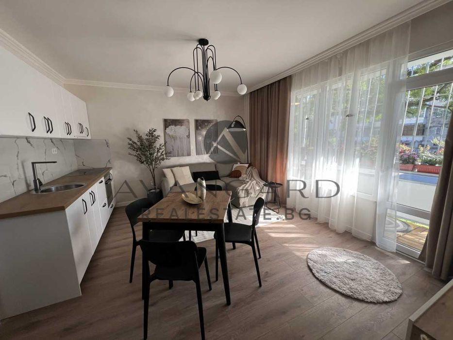 Продава се Тристаен апартамент в Пловдив, Кършияка - 67 кв.м за 2008 €/кв.м - Снимка #3