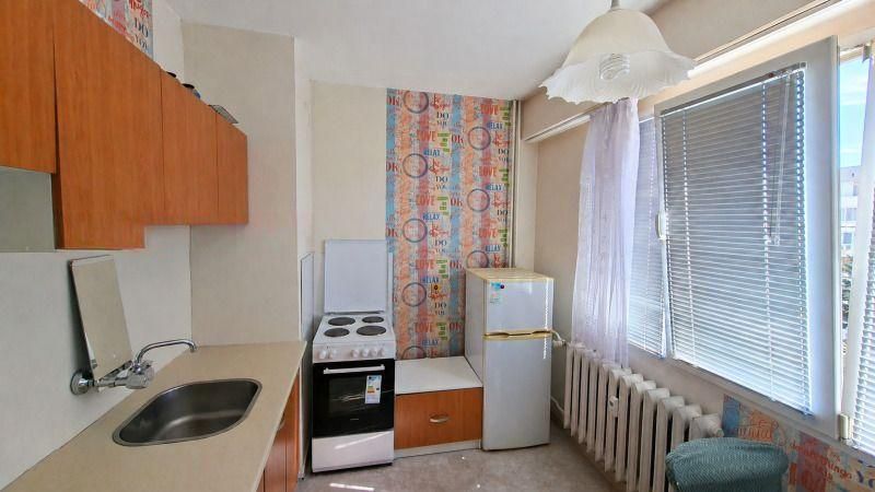 Едностаен апартамент в ж.к. Люлин 6.