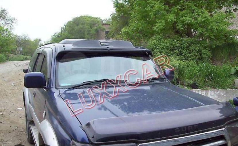 Споилер на лобовое стекло