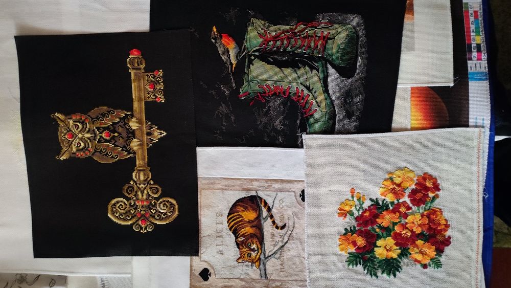Вышитые работы без оформления