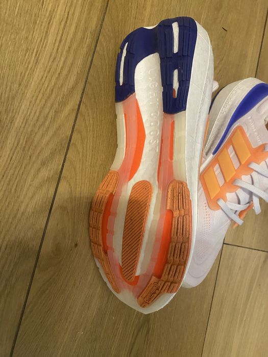 Кроссовки Adidas Ultraboost