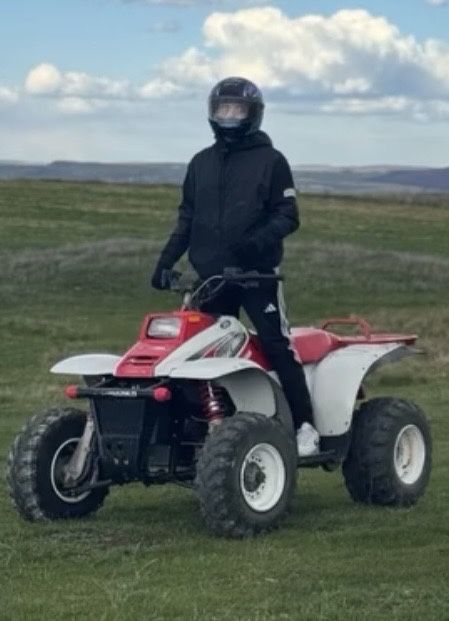 Atv polaris trail boss 350cc negociabil