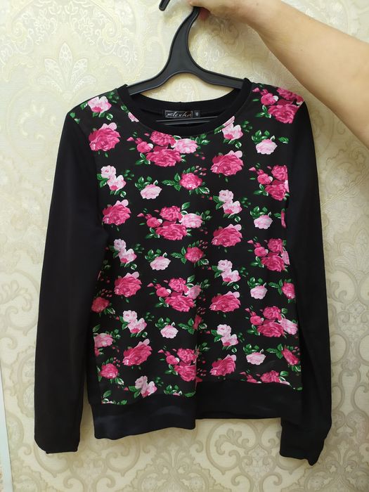 Продаются платья