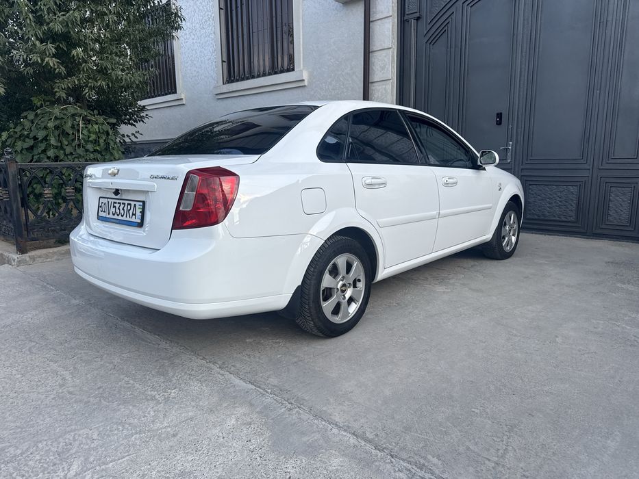Chevrolet Lacetti 1.6 avtomat