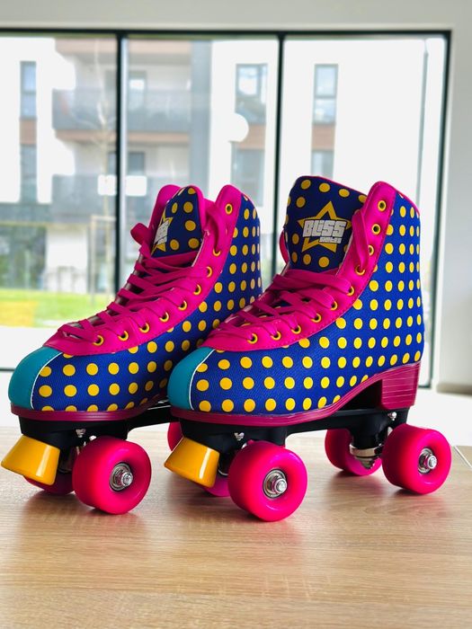 Patine cu rotile retro