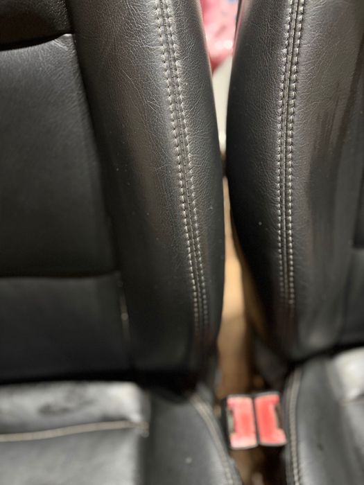 Седалки за А4 Б7