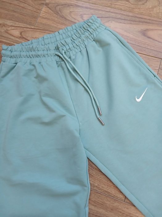 Pantaloni trening dama nike