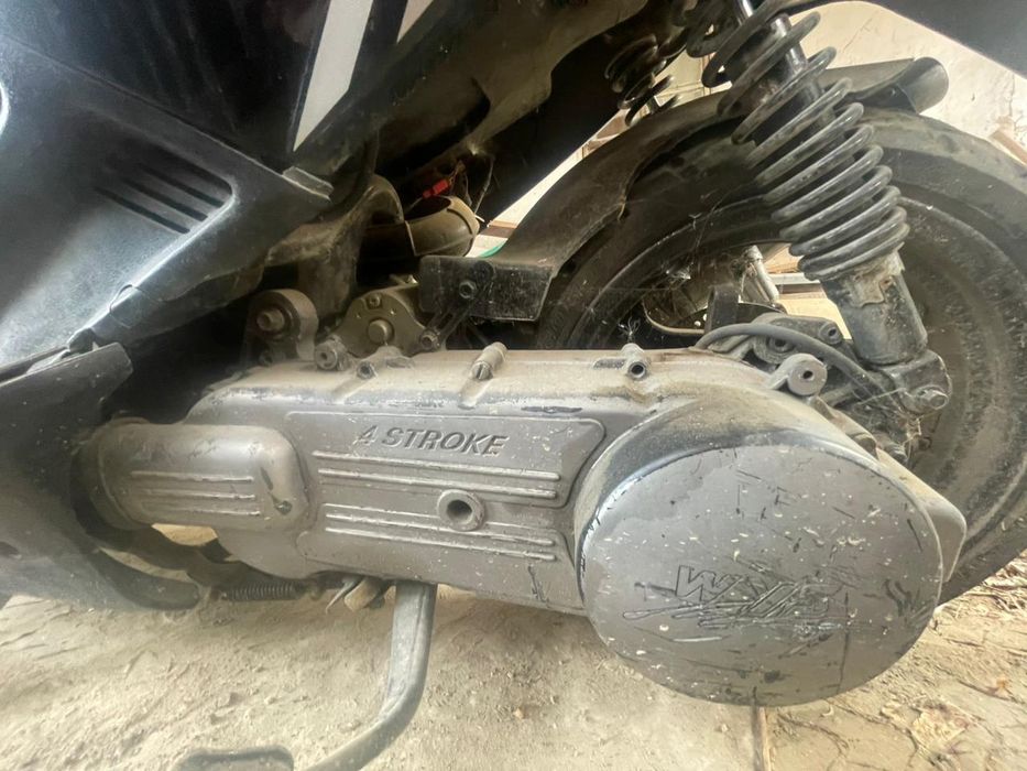 Продается скутер срочно