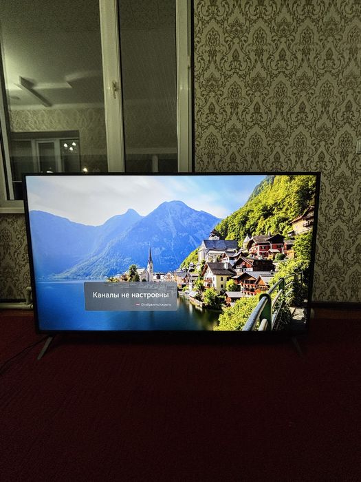 Продам телевизор LG 65 дюмовый