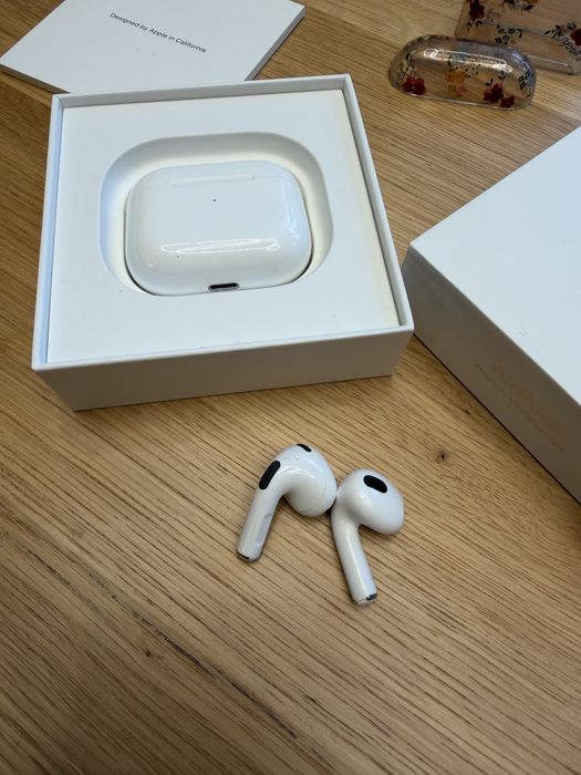 Airpods 3rd Gen Magsafe като нови