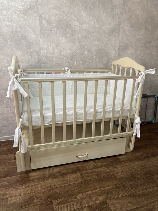 Продается детская кроватка