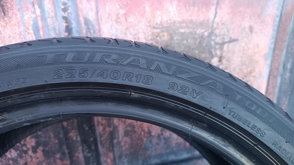 225/40/18 Bridgestone