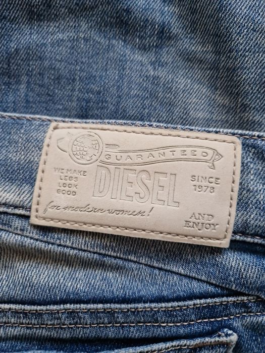 Blugi dama Diesel