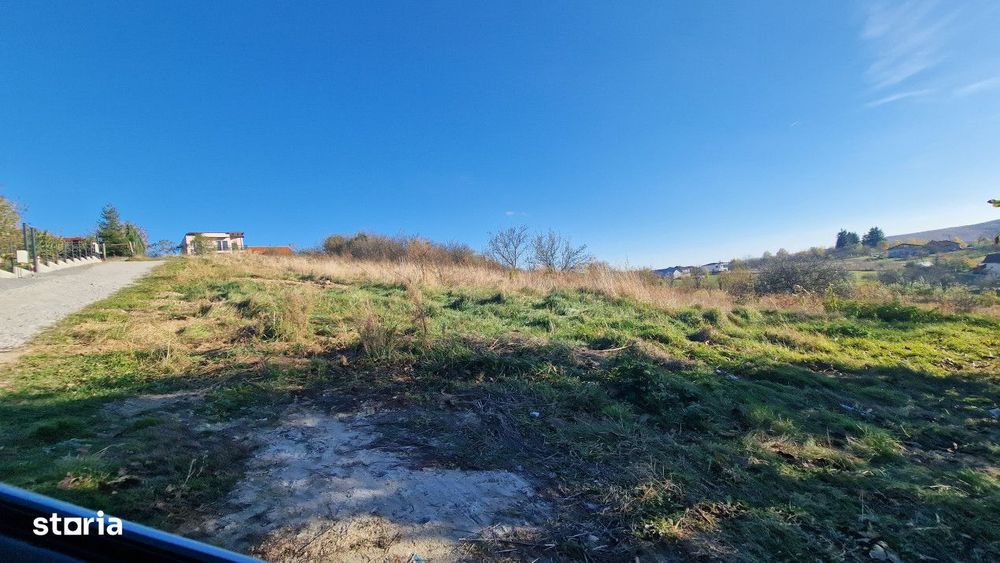 Teren intravilan de 2733mp pentru casa individuala, Feleacu