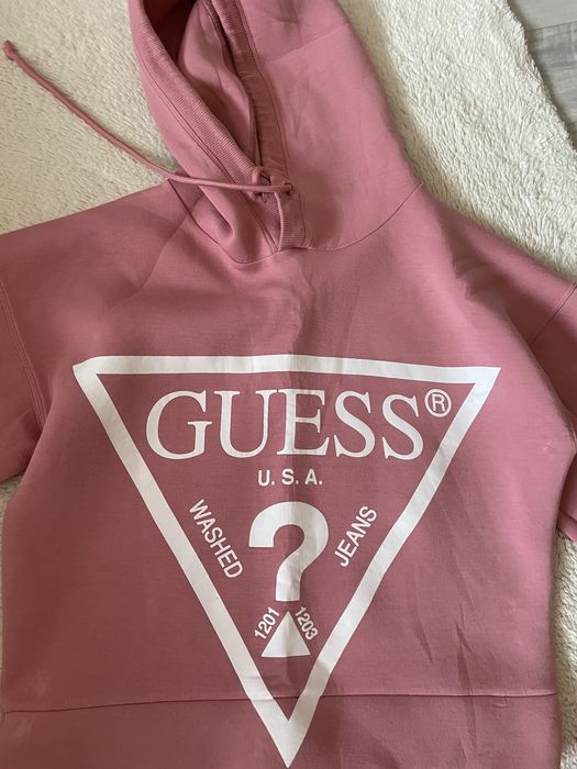 Екип  за есента Guess